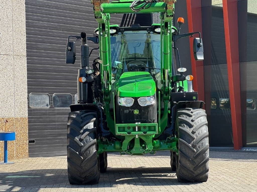 John Deere 6110M, 2021, Auto Power, 623R frontloader!! - Farm tractor: picture 3 John Deere 6110M, 2021, Auto Power, 623R frontloader!! - Farm tractor: picture 3