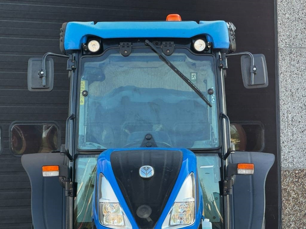 New Holland T4.100 DC, Low Profile, 2019, 3013 hours!! - Farm tractor: picture 5 New Holland T4.100 DC, Low Profile, 2019, 3013 hours!! - Farm tractor: picture 5