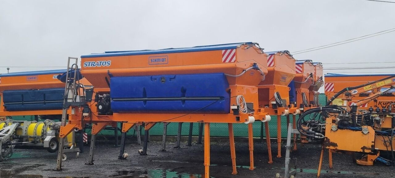 Schmidt odnowiona 2022 - Sand/ Salt spreader for Municipal/ Special vehicle: picture 2 Schmidt odnowiona 2022 - Sand/ Salt spreader for Municipal/ Special vehicle: picture 2