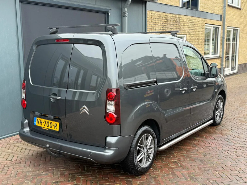 Citroën Berlingo 1.6 HDI / 90 pk / 3Zits / LMV / Cruise Control / Winterbanden - Small van: picture 2 Citroën Berlingo 1.6 HDI / 90 pk / 3Zits / LMV / Cruise Control / Winterbanden - Small van: picture 2
