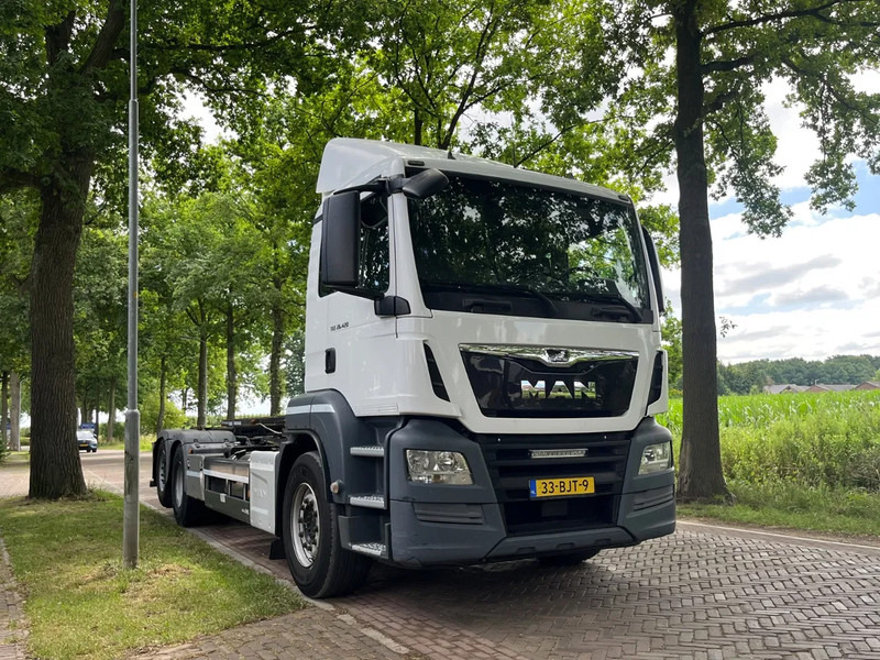 MAN TGS 26.420 container systeem met kabels - Container transporter/ Swap body truck: picture 1 MAN TGS 26.420 container systeem met kabels - Container transporter/ Swap body truck: picture 1