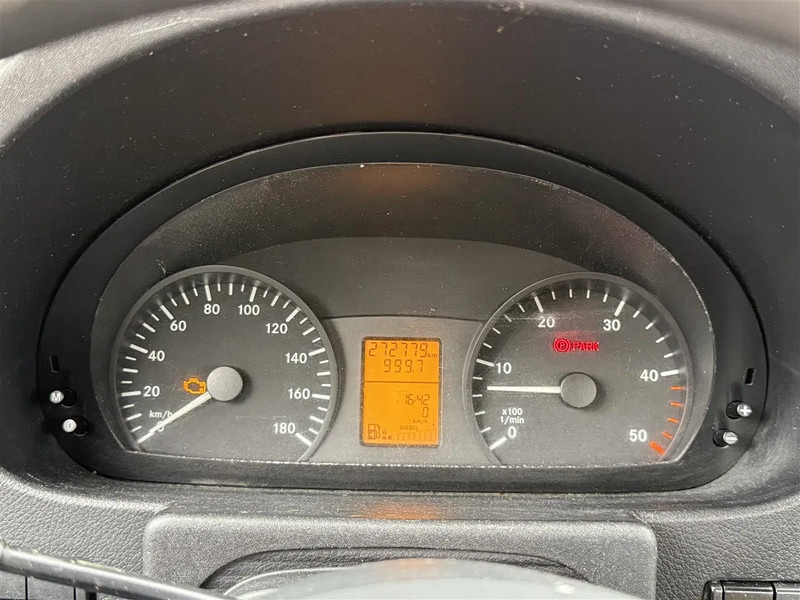 Tractor unit Mercedes-Benz Sprinter 519 3.0 V6 Be Trekker 3 Zits Cruise 8.8 Ton: picture 10