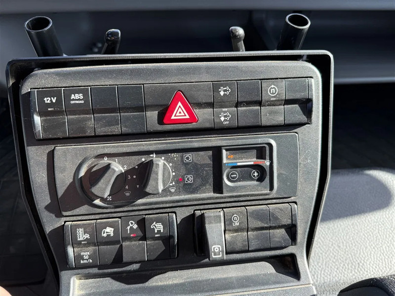 Truck Mercedes-Benz Unimog / U 218 / Kipper / 3 Seats / 4WD / AGRI / Euro 6: picture 10