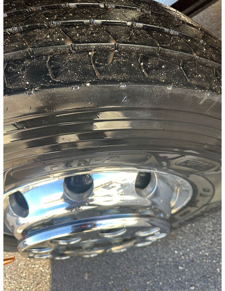 New Tractor unit MAN TGS 26.480: picture 13