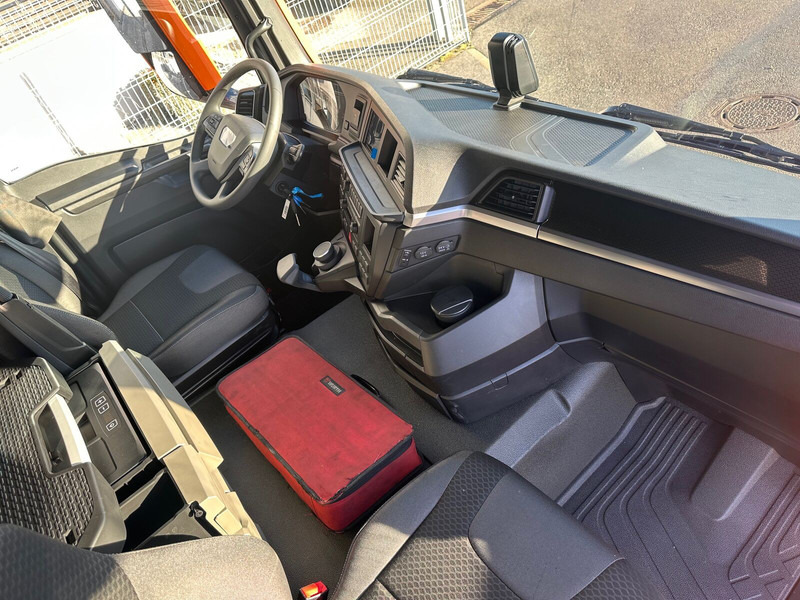 New Tractor unit MAN TGS 26.480: picture 8