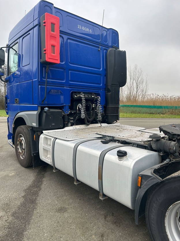 Tractor unit DAF XF 440 XF440 Space Cab ADR Compressor: picture 9
