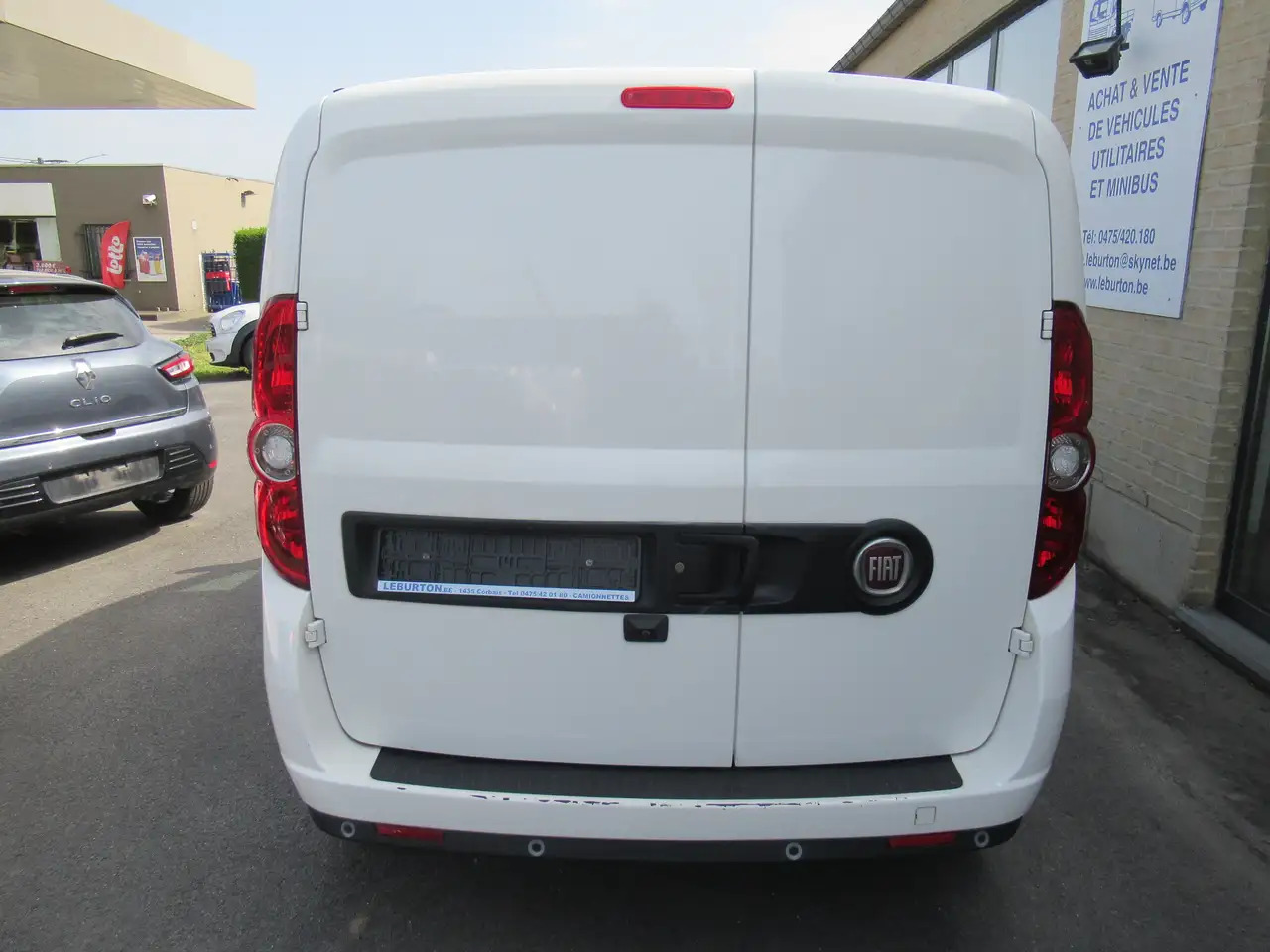 Fiat Doblo CLIM AUTO, NAVI, CRUISE 10500€+TVA/BTW - Small van: picture 4 Fiat Doblo CLIM AUTO, NAVI, CRUISE 10500€+TVA/BTW - Small van: picture 4