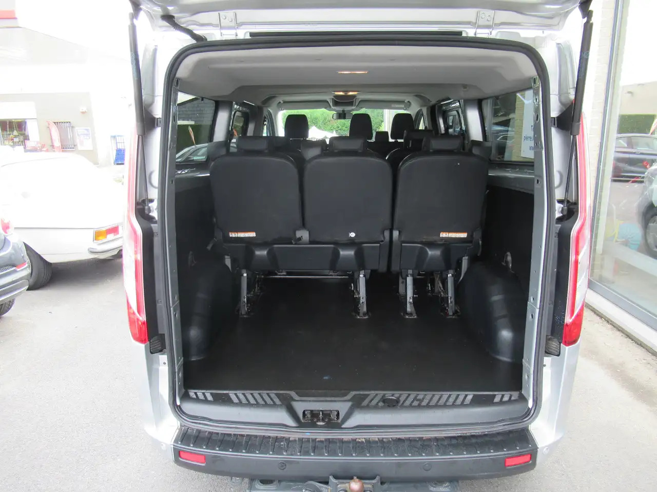 Ford Transit Custom 2.0 TDCi L2H1 Ambiente 23900€+TVA/BTW - Passenger van: picture 5 Ford Transit Custom 2.0 TDCi L2H1 Ambiente 23900€+TVA/BTW - Passenger van: picture 5