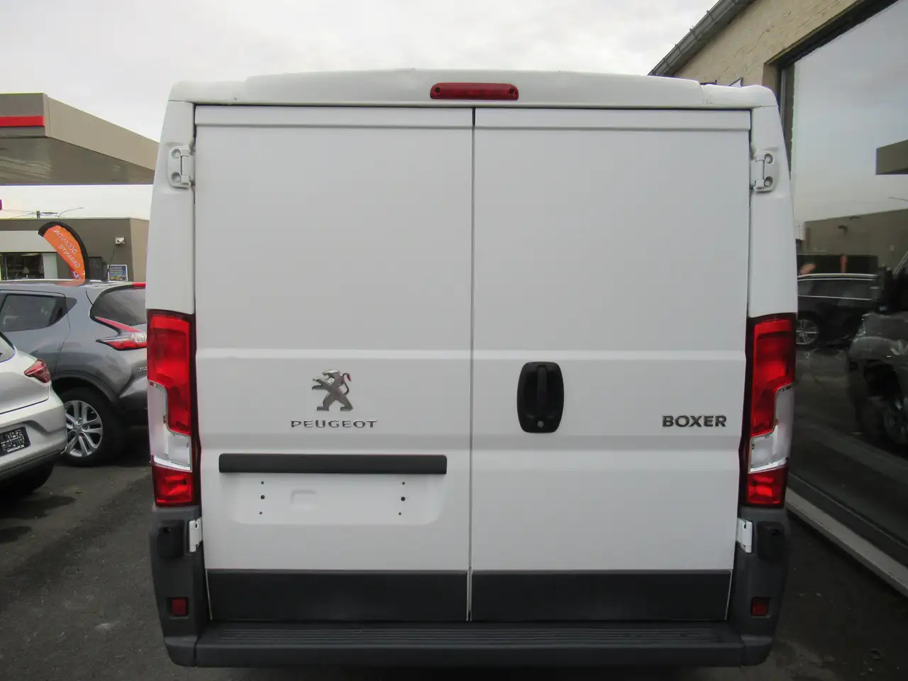 Peugeot Boxer L1H1 CLIM 14500€+TVA - Panel van: picture 4 Peugeot Boxer L1H1 CLIM 14500€+TVA - Panel van: picture 4