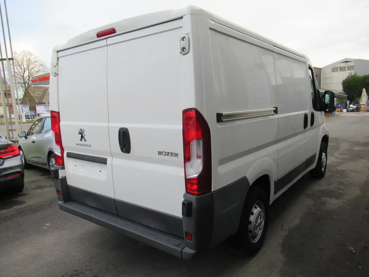 Peugeot Boxer L1H1 CLIM 14500€+TVA - Panel van: picture 2 Peugeot Boxer L1H1 CLIM 14500€+TVA - Panel van: picture 2