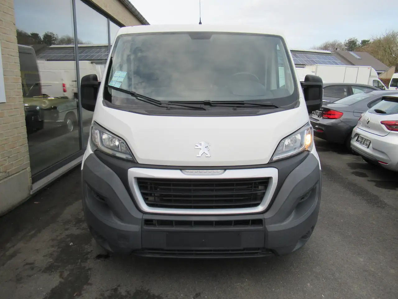 Peugeot Boxer L1H1 CLIM 14500€+TVA - Panel van: picture 3 Peugeot Boxer L1H1 CLIM 14500€+TVA - Panel van: picture 3