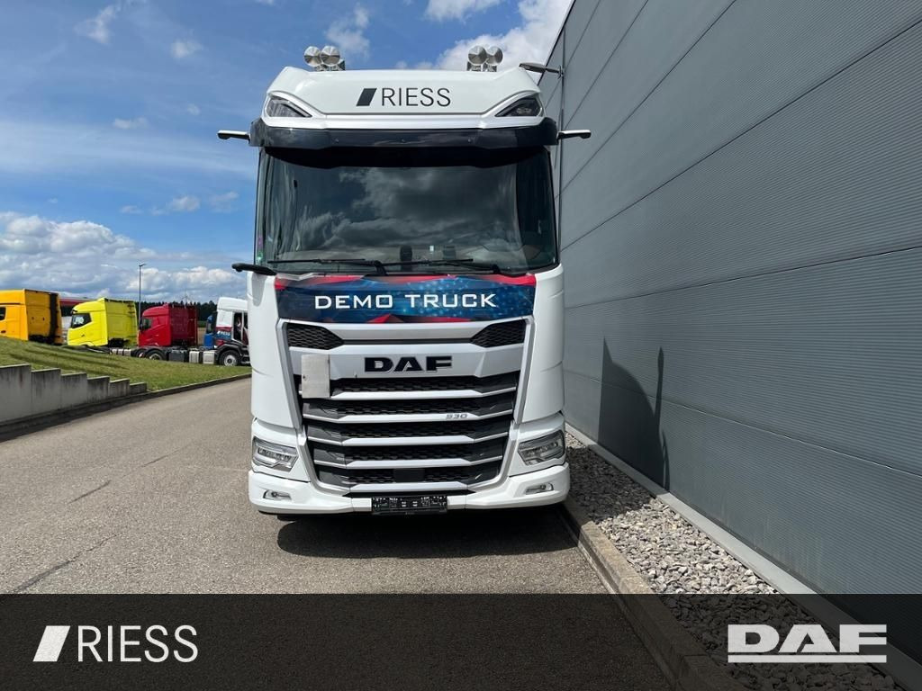 DAF XG+ 530 FT Alcoa Leder Intarder Standklima Hydra DAF XG+ 530 FT Alcoa Leder Intarder Standklima Hydra - Tractor unit: picture 2 DAF XG+ 530 FT Alcoa Leder Intarder Standklima Hydra DAF XG+ 530 FT Alcoa Leder Intarder Standklima Hydra - Tractor unit: picture 2