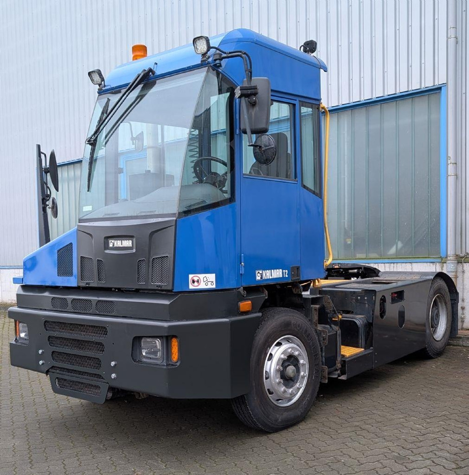 Kalmar T2 - Terminal tractor: picture 2 Kalmar T2 - Terminal tractor: picture 2