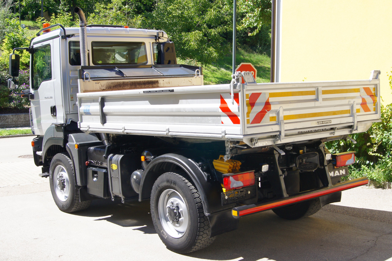 MAN TGM 13.290/4x4/TÜV/Euro 5/einzelbereift/Winterdienst - Snow removal vehicle: picture 3 MAN TGM 13.290/4x4/TÜV/Euro 5/einzelbereift/Winterdienst - Snow removal vehicle: picture 3
