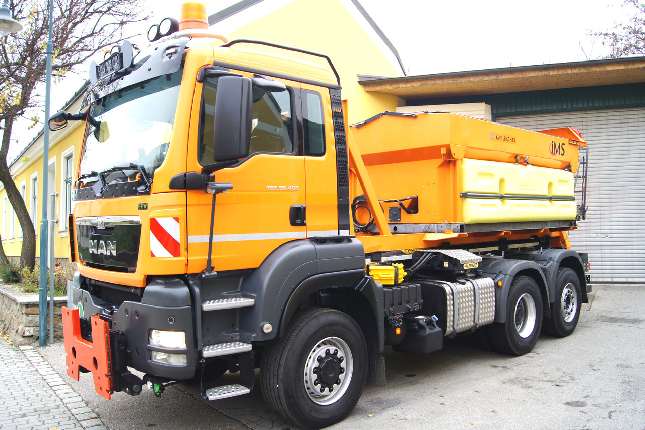 MAN TGS 28.400 BL 6x4-4/TÜV/PALIFT/Winterdienst/Salzstreuer/Streuer/Schneepflug - Hook lift truck: picture 3 MAN TGS 28.400 BL 6x4-4/TÜV/PALIFT/Winterdienst/Salzstreuer/Streuer/Schneepflug - Hook lift truck: picture 3