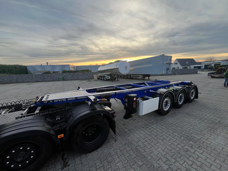 LAG 20FT SWAP ADR 3260KG ACHTER OPEN 2x - Container transporter/ Swap body semi-trailer: picture 3 LAG 20FT SWAP ADR 3260KG ACHTER OPEN 2x - Container transporter/ Swap body semi-trailer: picture 3