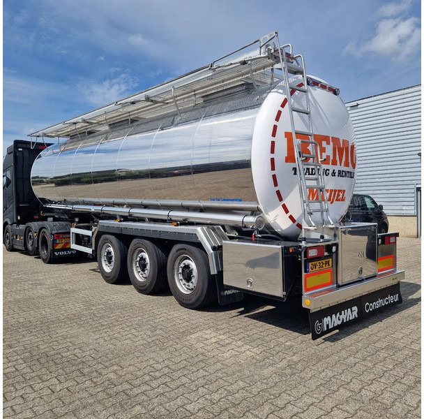 Magyar 36000 liter 1 kamer levensmiddelen tankoplegger TE HUUR / TE KOOP - Tanker semi-trailer: picture 5 Magyar 36000 liter 1 kamer levensmiddelen tankoplegger TE HUUR / TE KOOP - Tanker semi-trailer: picture 5