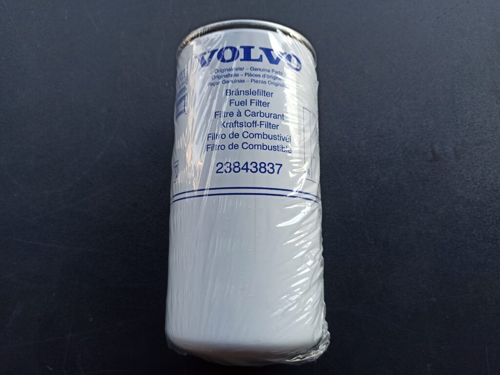 VOLVO FUEL FILTER 23843837 - Fuel filter for Truck: picture 1 VOLVO FUEL FILTER 23843837 - Fuel filter for Truck: picture 1