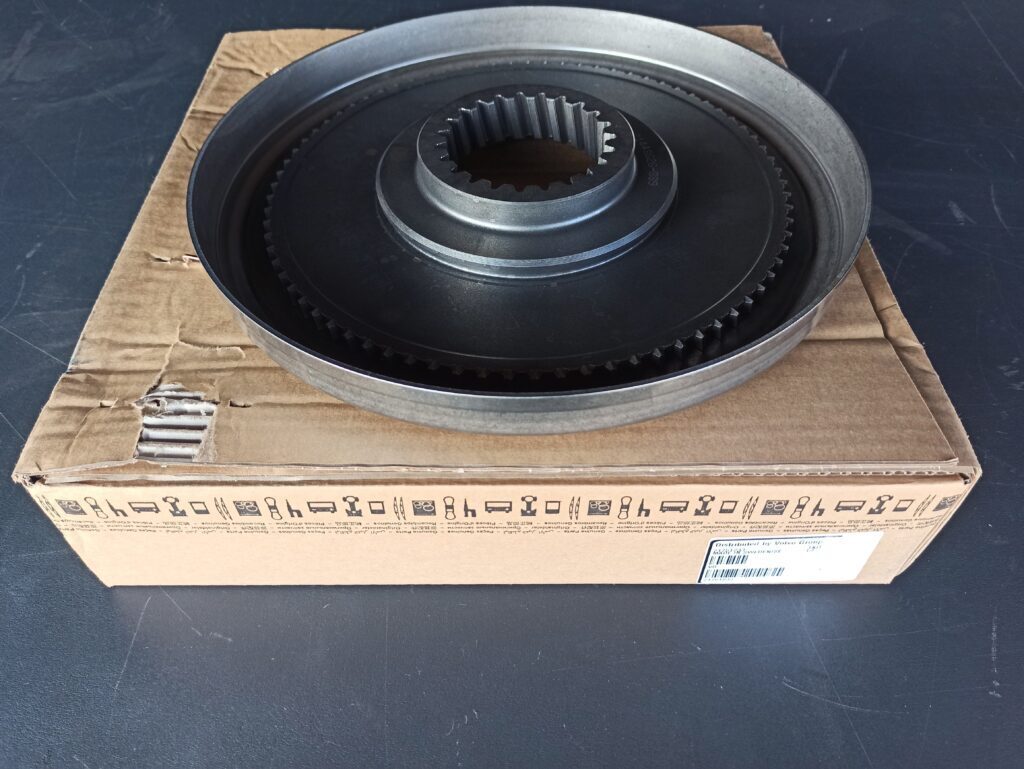 VOLVO SYNCHRONIZER HUB 21448626 - Gearbox and parts for Truck: picture 1 VOLVO SYNCHRONIZER HUB 21448626 - Gearbox and parts for Truck: picture 1