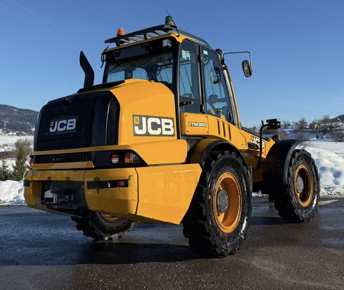 JCB TM320 - Telescopic wheel loader: picture 3 JCB TM320 - Telescopic wheel loader: picture 3