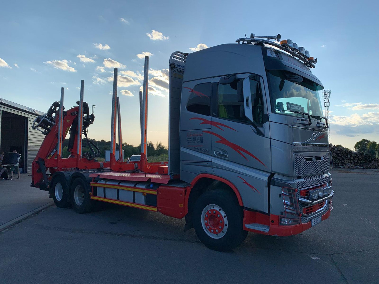 Timber truck VOLVO FH16 650: picture 10
