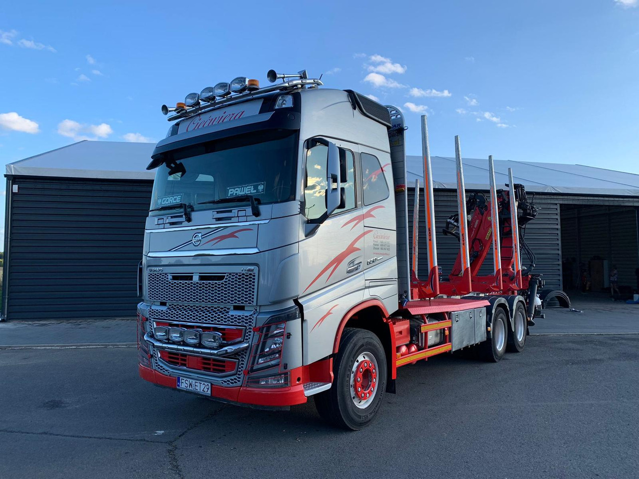 VOLVO FH16 650 - Timber truck, Crane truck: picture 1 VOLVO FH16 650 - Timber truck, Crane truck: picture 1