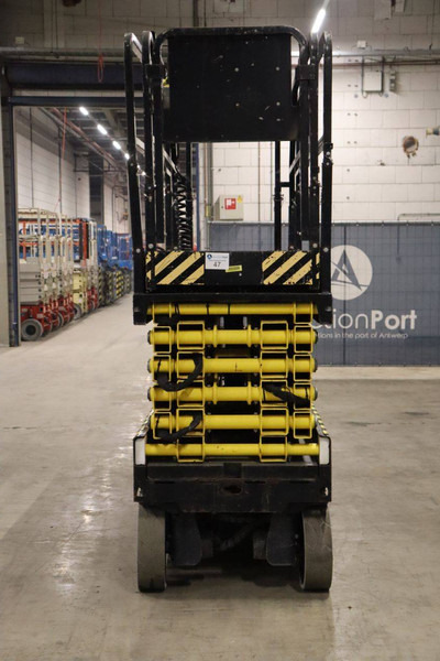 AIRO X12 EN - Scissor lift: picture 5 AIRO X12 EN - Scissor lift: picture 5