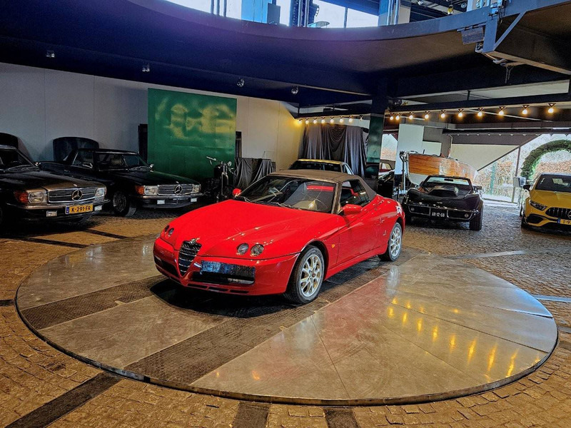 Alfa Romeo Spider (916 - update 3) _ 2.0 TS - Sedan: picture 4 Alfa Romeo Spider (916 - update 3) _ 2.0 TS - Sedan: picture 4