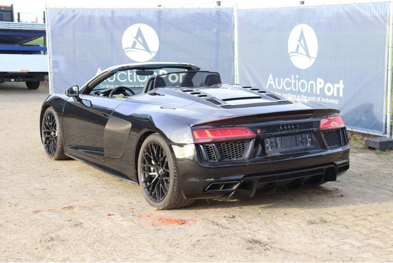 Audi R8 - Car: picture 4 Audi R8 - Car: picture 4