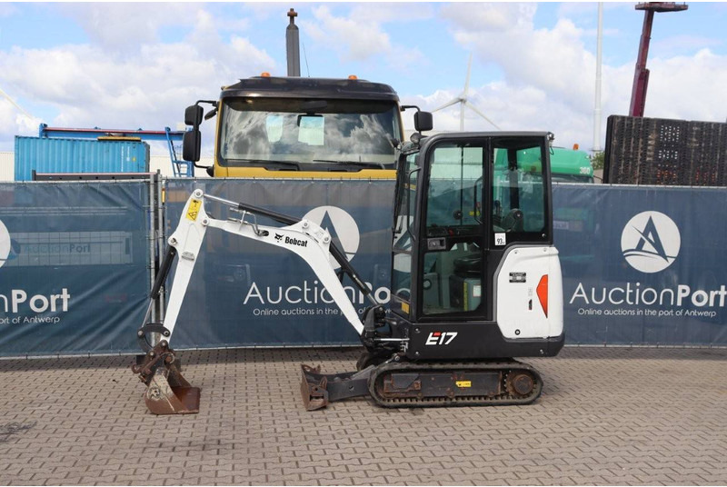 Bobcat E17 - Mini excavator: picture 1 Bobcat E17 - Mini excavator: picture 1