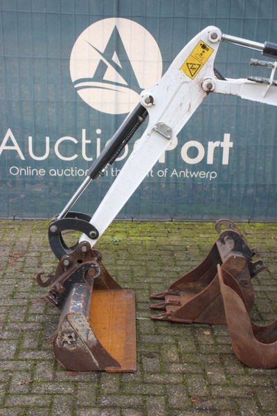 Mini excavator Bobcat E17 C: picture 10