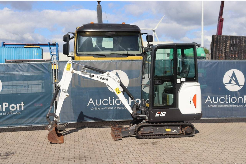 Bobcat E19 Compact Excavator - Mini excavator: picture 1 Bobcat E19 Compact Excavator - Mini excavator: picture 1
