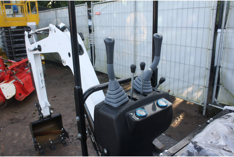 New Mini excavator COLT KV13: picture 8