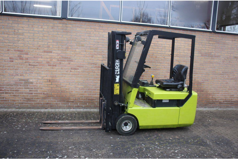 Clark CTM 16S - Electric forklift: picture 1 Clark CTM 16S - Electric forklift: picture 1