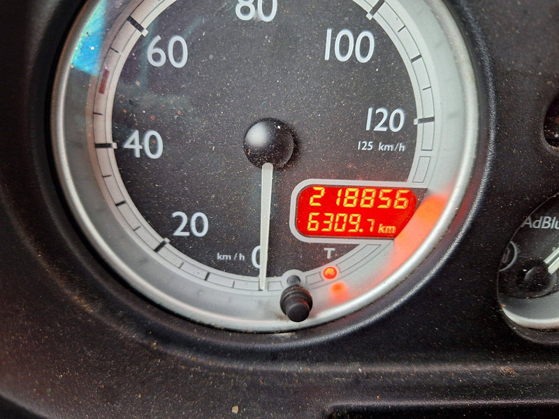 Dropside/ Flatbed truck DAF LF45-220: picture 8 Dropside/ Flatbed truck DAF LF45-220: picture 8