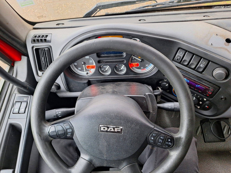 Dropside/ Flatbed truck DAF LF45-220: picture 7 Dropside/ Flatbed truck DAF LF45-220: picture 7