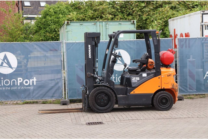 Doosan G25P-7 - LPG forklift: picture 1 Doosan G25P-7 - LPG forklift: picture 1
