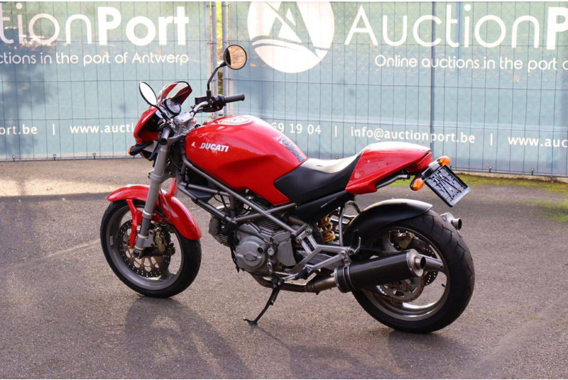 Ducati Monster 600 - Motorcycle: picture 3 Ducati Monster 600 - Motorcycle: picture 3