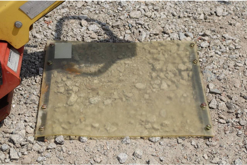 Vibratory plate Dynapac LG200: picture 19