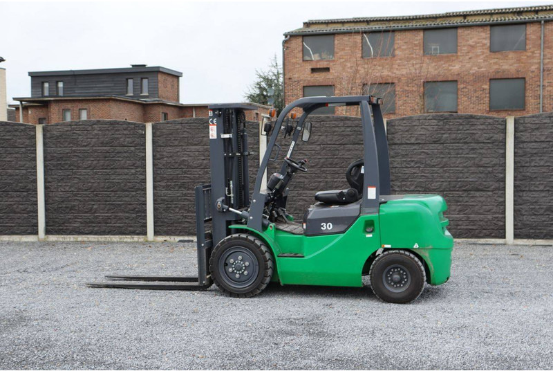 FD30 - Diesel forklift: picture 3 FD30 - Diesel forklift: picture 3