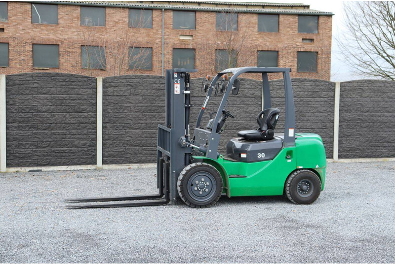 FD30 - Diesel forklift: picture 1 FD30 - Diesel forklift: picture 1