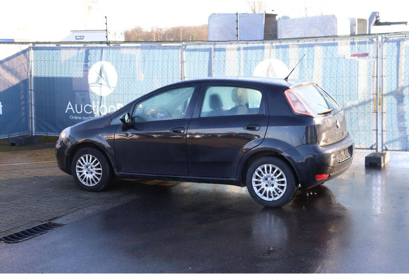 Fiat Punto - Sedan: picture 4 Fiat Punto - Sedan: picture 4