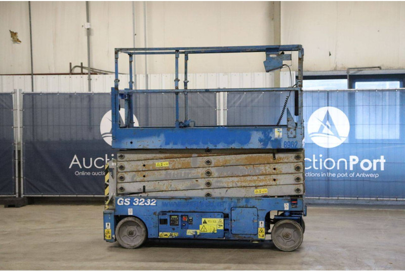 Genie GS-3232 - Scissor lift: picture 3 Genie GS-3232 - Scissor lift: picture 3