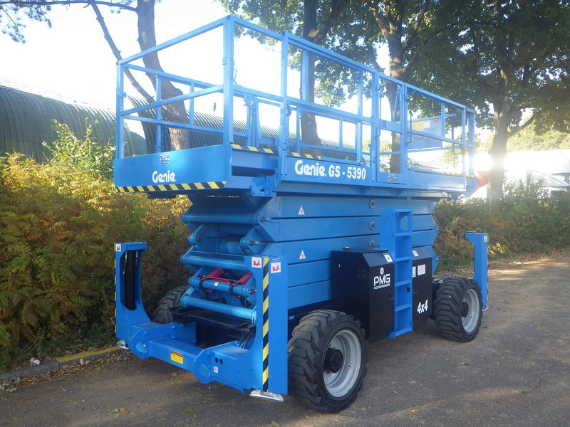 Genie GS-5390 - Scissor lift: picture 3 Genie GS-5390 - Scissor lift: picture 3