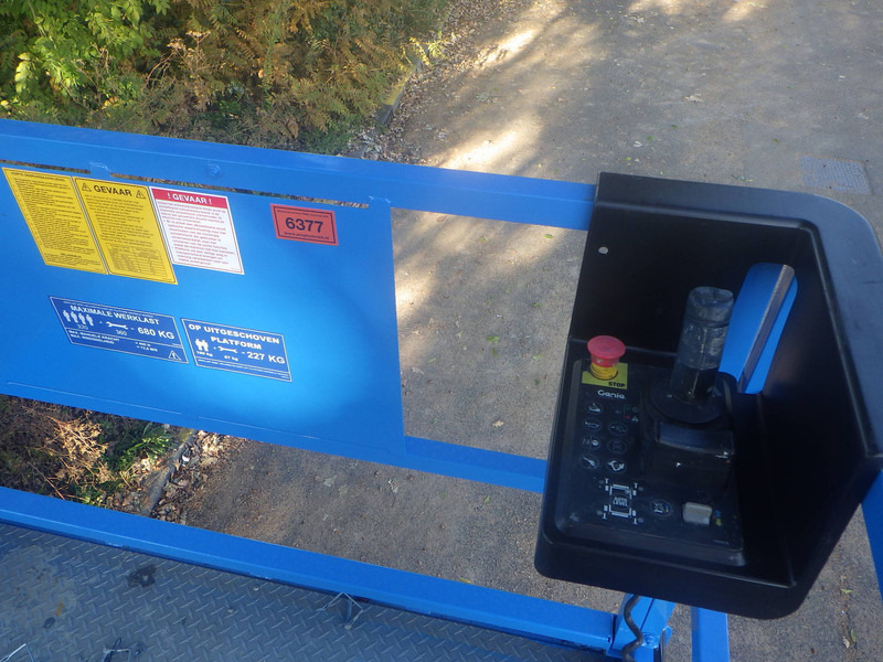 Genie GS-5390 - Scissor lift: picture 4 Genie GS-5390 - Scissor lift: picture 4