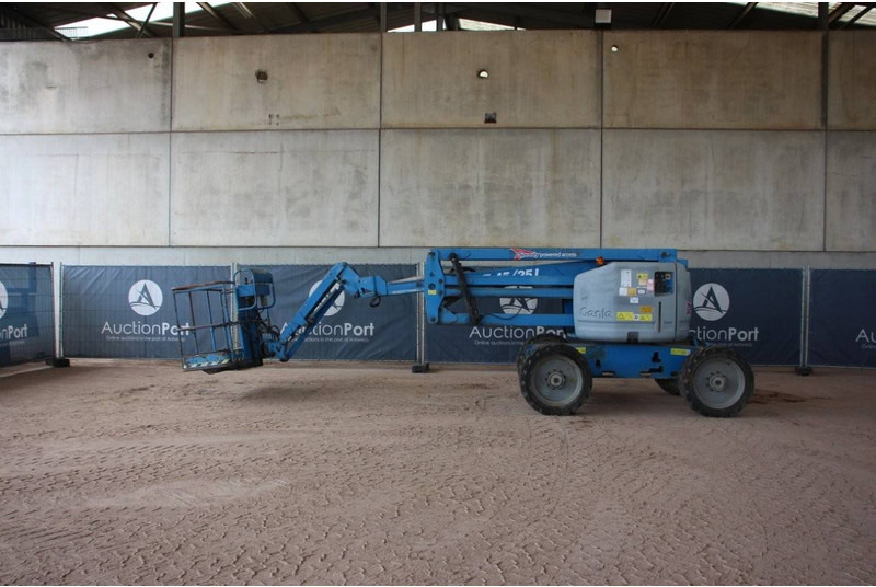 Genie Z-45/25J - Articulated boom: picture 2 Genie Z-45/25J - Articulated boom: picture 2