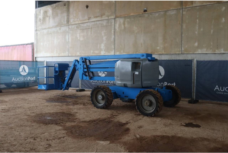 Genie Z45/25 - Articulated boom: picture 3 Genie Z45/25 - Articulated boom: picture 3