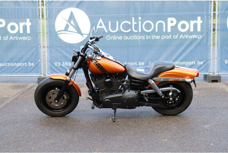 Harley-Davidson Dyna Fat Bob - Motorcycle: picture 2 Harley-Davidson Dyna Fat Bob - Motorcycle: picture 2