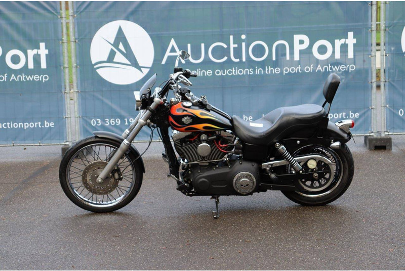 Harley-Davidson Dyna Wide Glide - Motorcycle: picture 2 Harley-Davidson Dyna Wide Glide - Motorcycle: picture 2