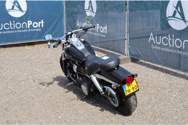 Harley-Davidson FXDF DYNA FAT BOB - Motorcycle: picture 4 Harley-Davidson FXDF DYNA FAT BOB - Motorcycle: picture 4